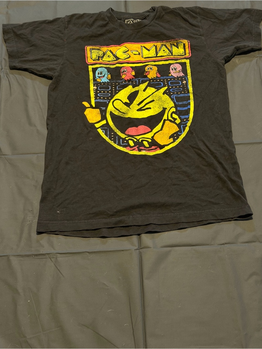 Pac-Man Graphic Tee - Black size medium